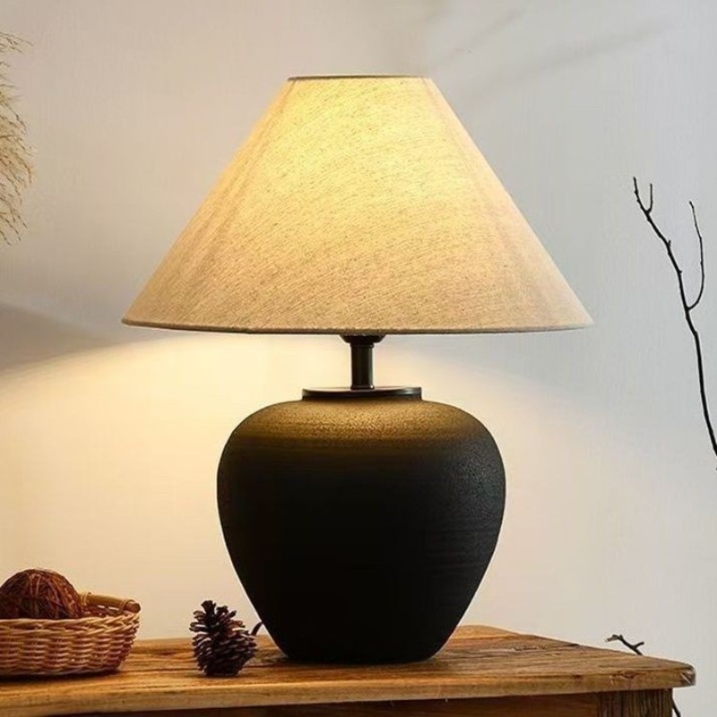 Interior Design Zen Style - 侘び寂びスタイルの陶器製フロアランプ デザイナースタイル 茶室 禅 リビングルーム ホームステイ